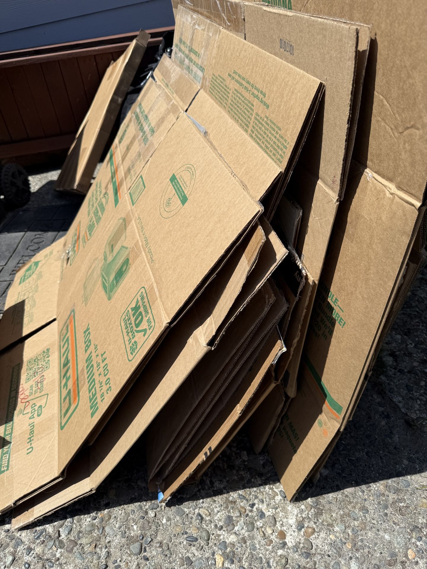 Free Moving Boxes