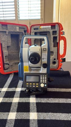 Sokkia Total Station