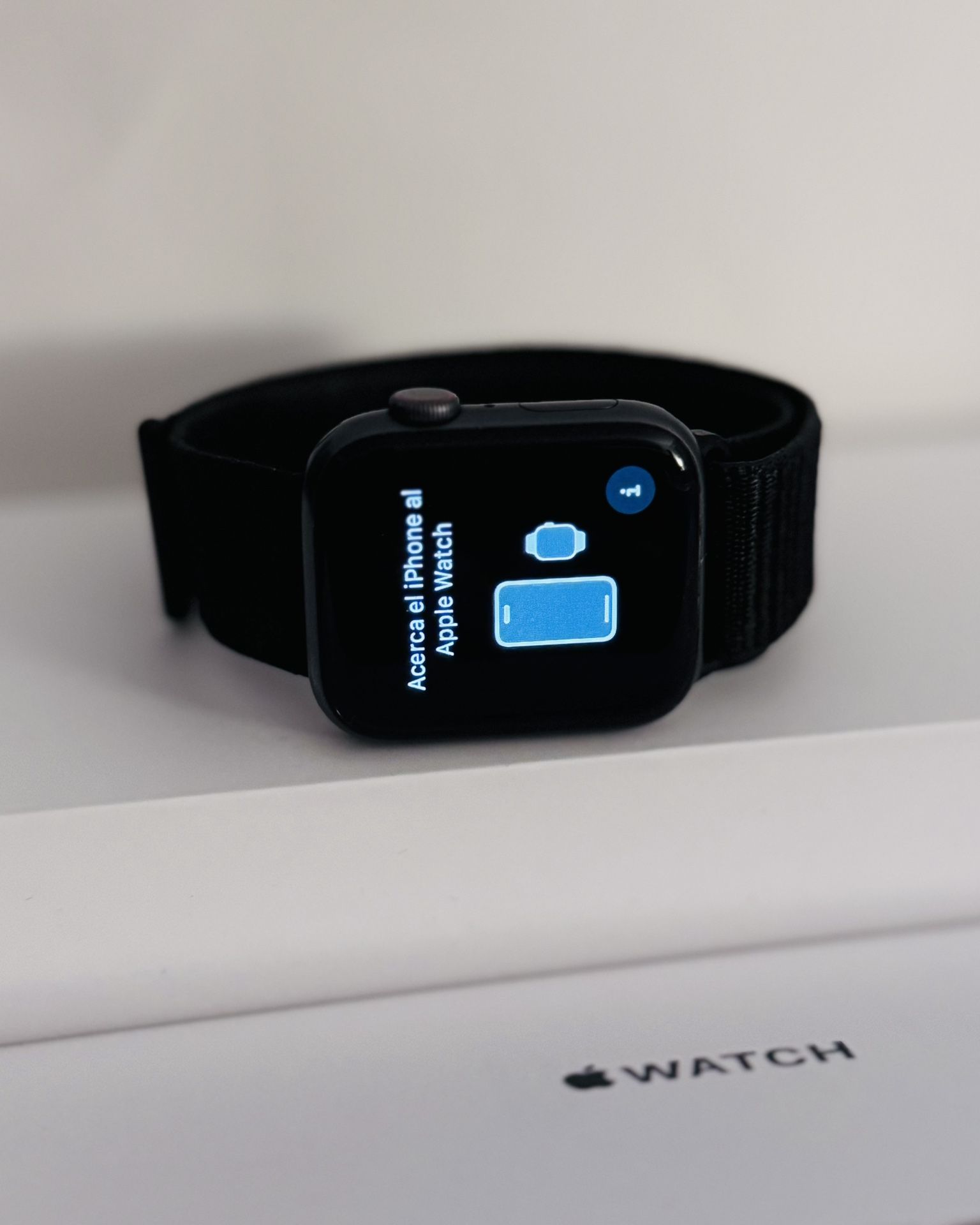 Apple Watch series 44mm **Cellular**