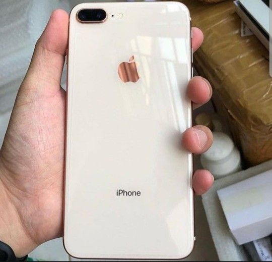 APPLE IPHONE 8 PLUS 64GB UNLOCKED.  DRONE $1 DOWN TODAY REST IN PAYMENTS.NO CREDIT CHECK 