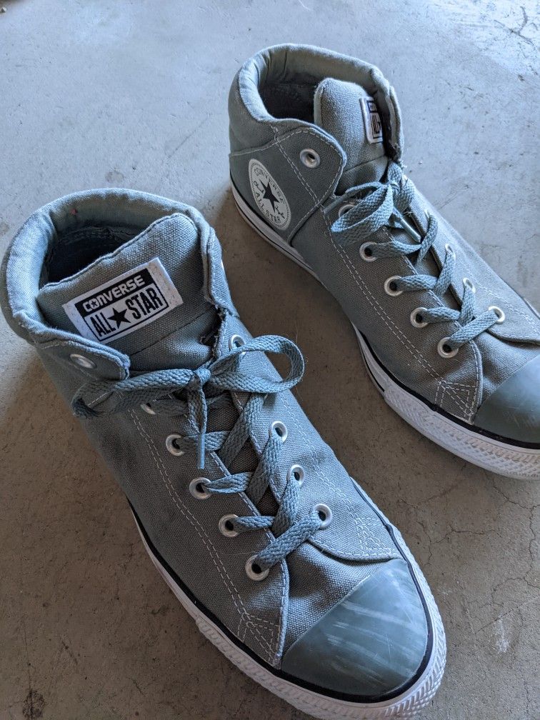 Converse Allstar Hightop Sneakers