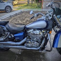 Honda Shadow 750