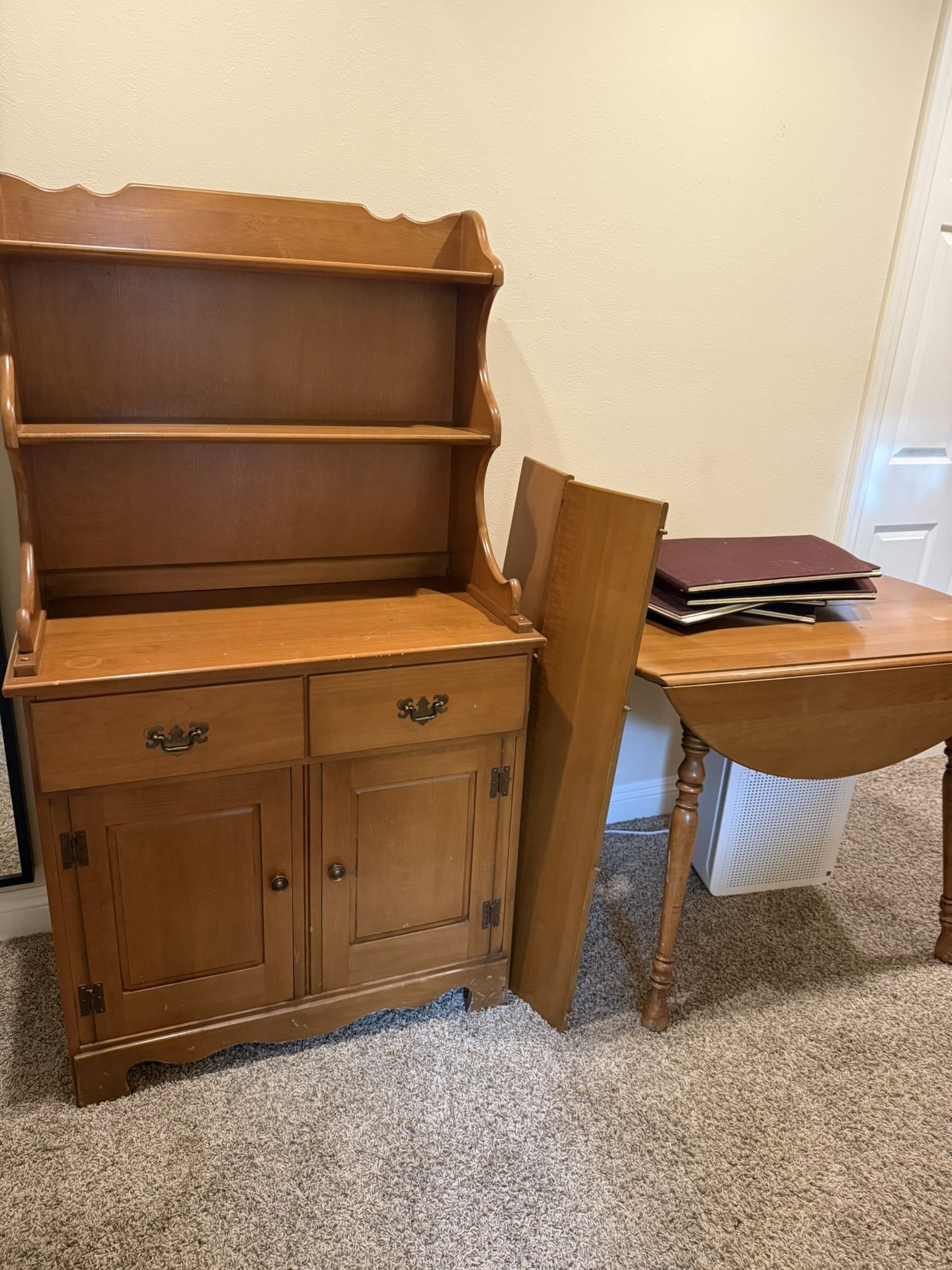Maple Baker’s Rack And Dining Table