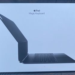 Apple Magic Keyboard 13”  M4