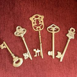 Large Brass Skeleton Key Decor or Paper Weight Vintage