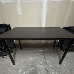 Black/Brown Table