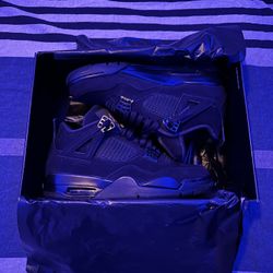 Jordan 4 Black Cat