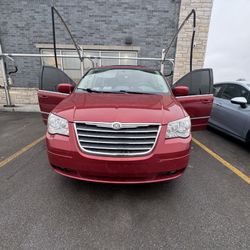 2009 Chrysler Town & Country