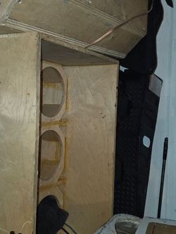 Custom Tahoe ... Suburban Speaker Box