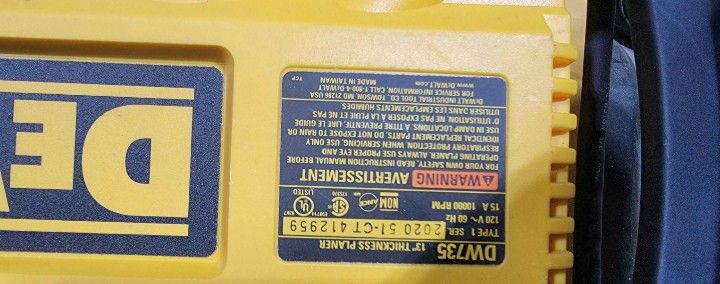 DeWalt_Heavy_Duty_Wood_Planer