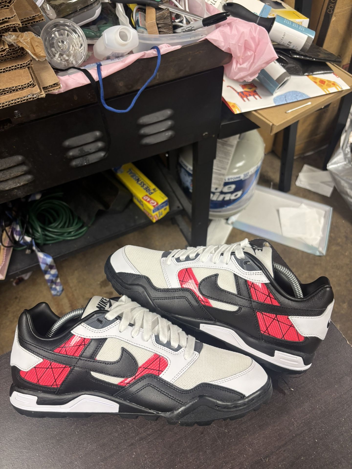 Nike Air No Turf White Solar Red