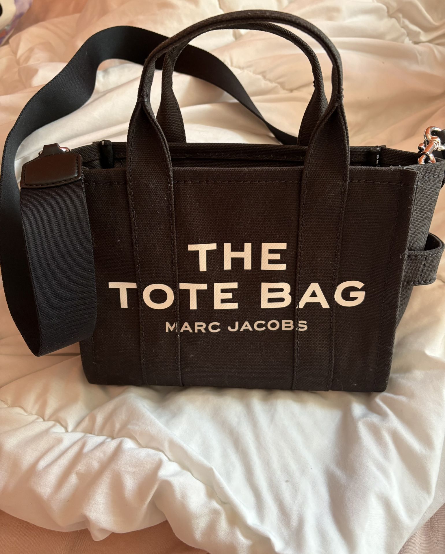 Marc Jacob’s Medium Size Tote Bag