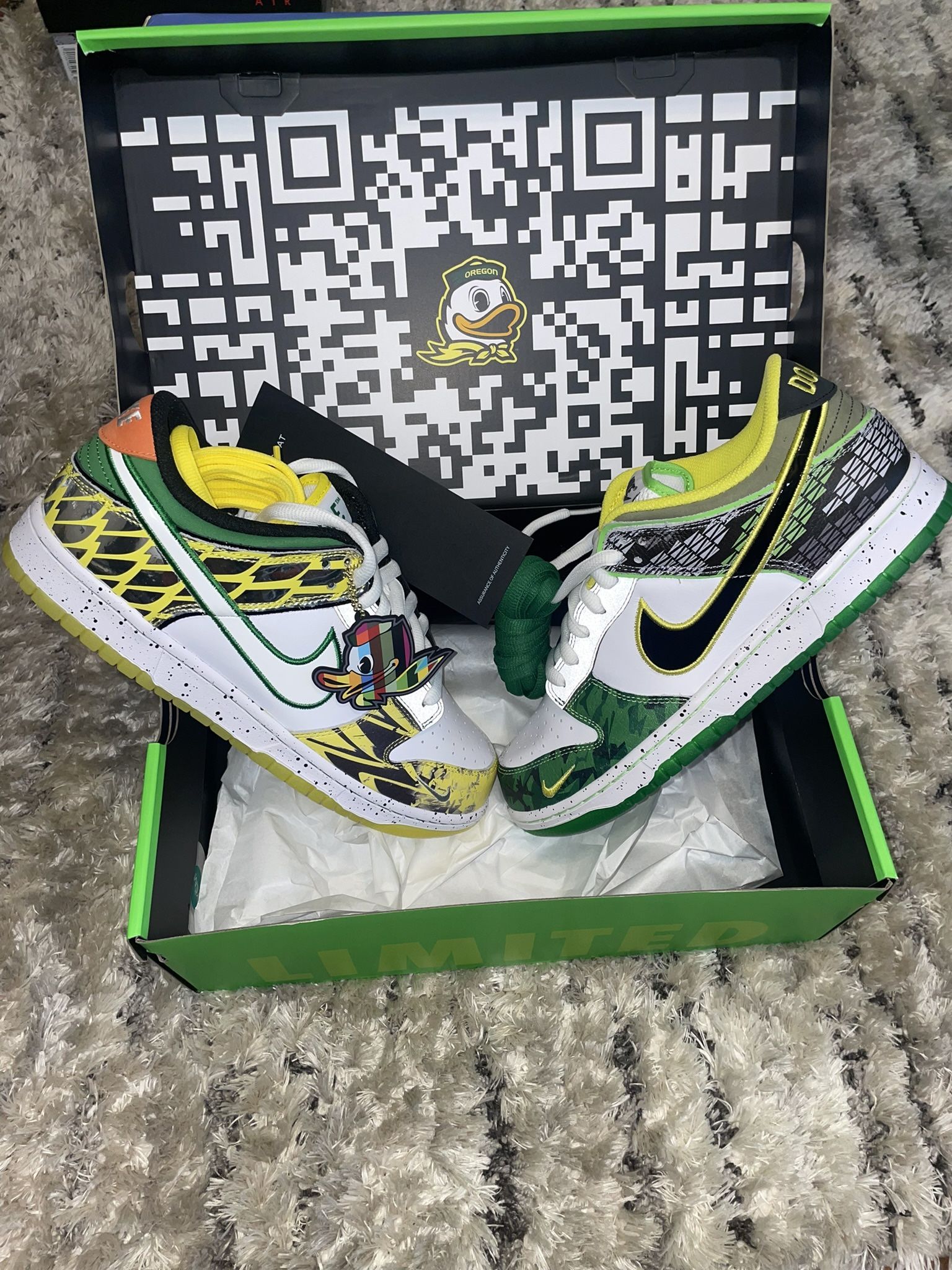 Nike Dunk Low University Of Oregon PE Away Size 9.5 100% Authentic