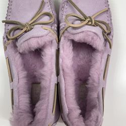 Ugg  New Lady Shoes/slippers Size8