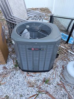 Trane 2 tonXR Central AC Condenser Unit