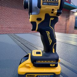 Dewalt Impact Con Pila Power Stack 5.0 $180 Todo Nuevo