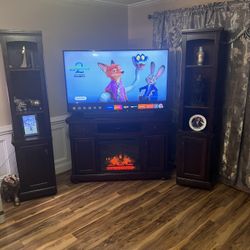 Entertainment Center/ Fireplace 