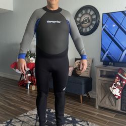 Wet Suit