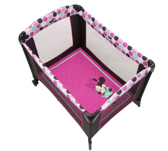 Minnie Playpen .......