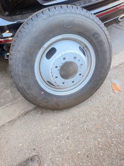 General Grabber LT245/75R17 Tire + 17” Wheel