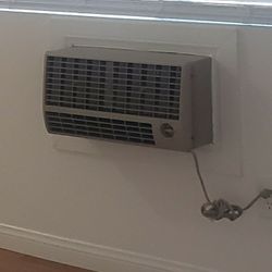 2800 CFM  Evaporative water cooler