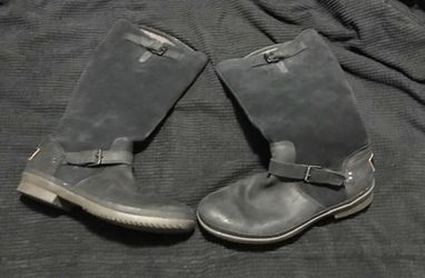 Uggs waterproof size 9.5 60.00