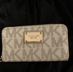 Michael Kors Clutch - Great Shape