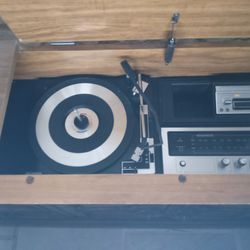 Magnavox Console Stereo 8-track , Record Player