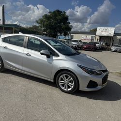 2019 CHEVY CRUZE LT ! 