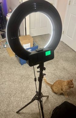Geekoto LR-18W 18-inch Wireless LED Ring Light with Tripod Stand