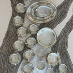 Vintage Noritake Bancroft 5481 37-Piece China Set Gold Trim Japan - Amazing Condition