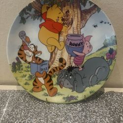 Disney Sticky Situation Winnie The Pooh Plate