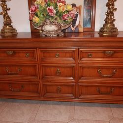 5 Piece Honey Colored Bedroom Set