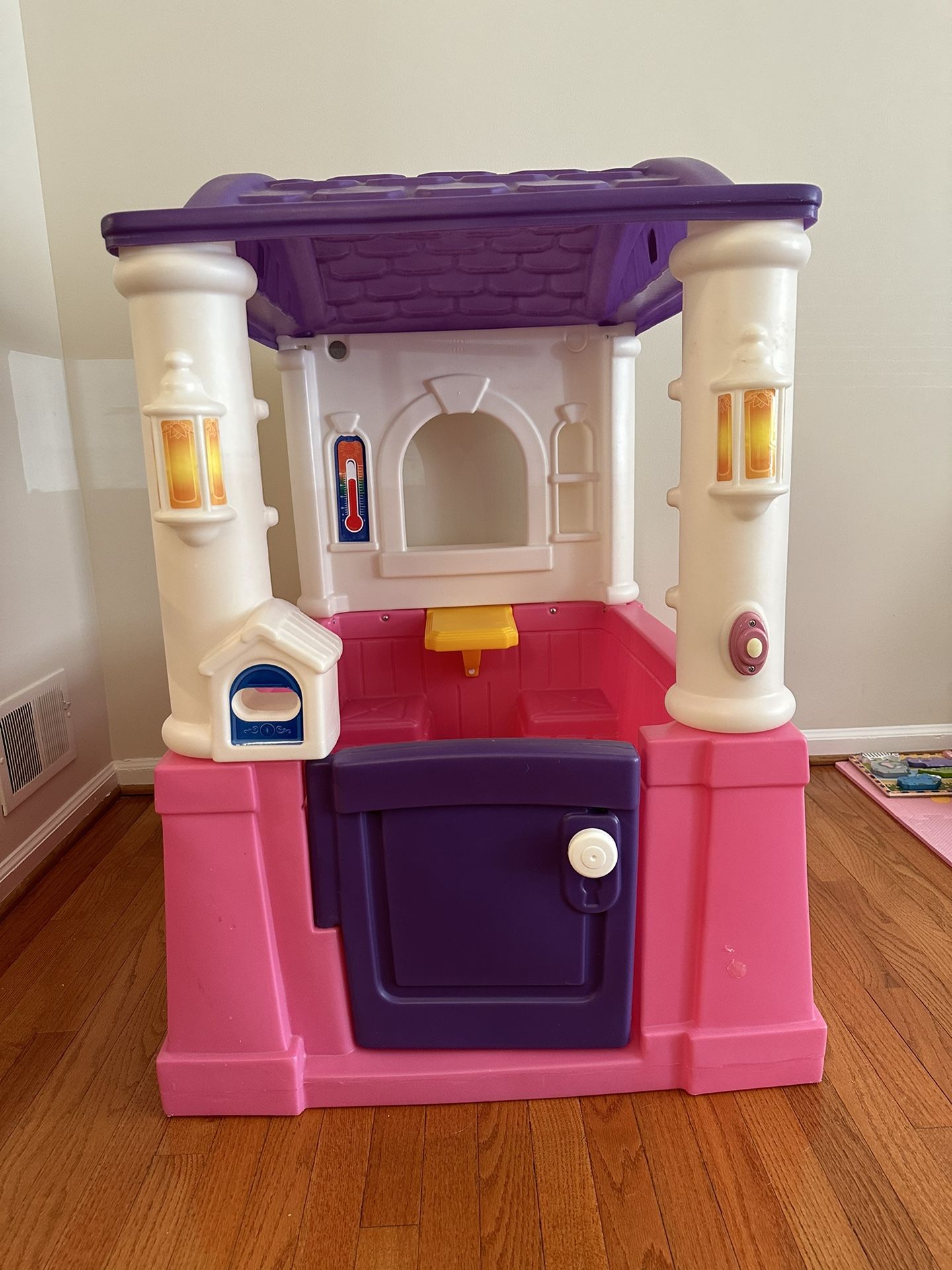 Step2 Outdoor Playhouse