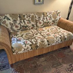 Vintage Rattan Sofa EXCEPTIONAL CONDITION 