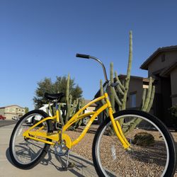 ELECTRA CRUISER 1 BARELY RIDDEN LIKE BRAND NEW!