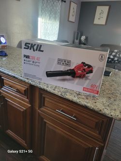 Skil 40v blower new