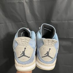 Jordan Retro University Blue 