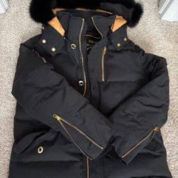 Moose Knuckle Black And Gold 