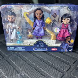 Disney Wish Asha, Dahlia & Magnifico Exclusive Petite Doll Gift Set