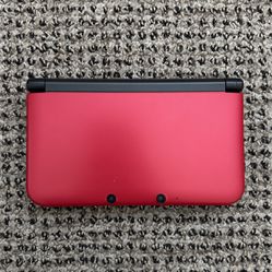 Nintendo 3DS XL With Case