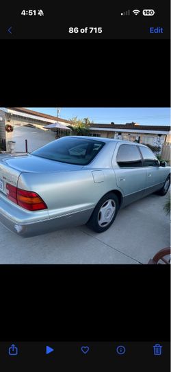 1997 Lexus LS 400