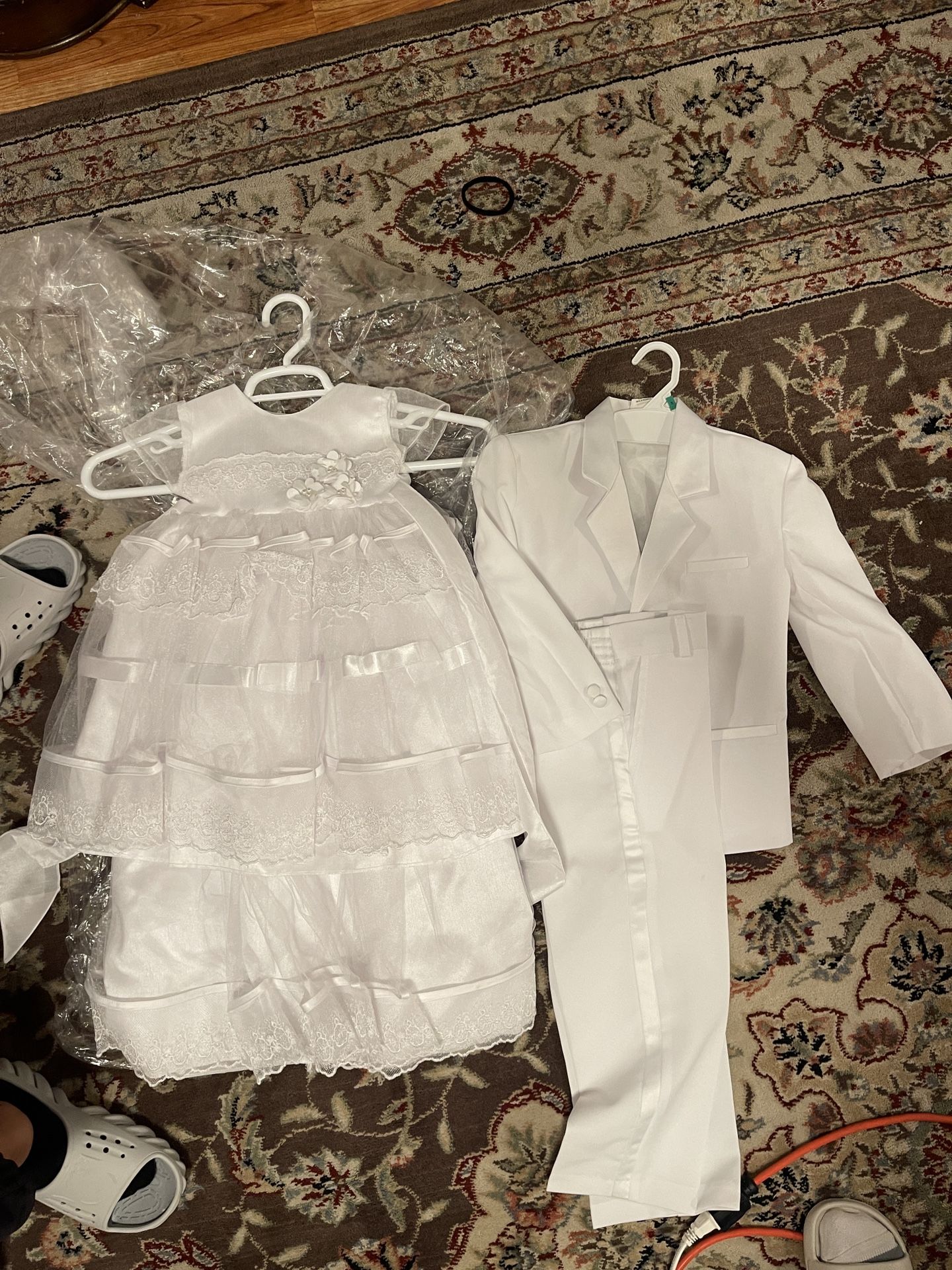 Ropon de bautizo. Baptism gown.