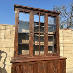 Solid Oak China Cabinet 