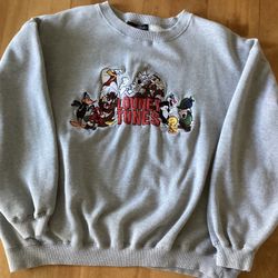 Vintage 1995 Looney Tunes Grey Sweatshirt. Size Large. Embroidered 