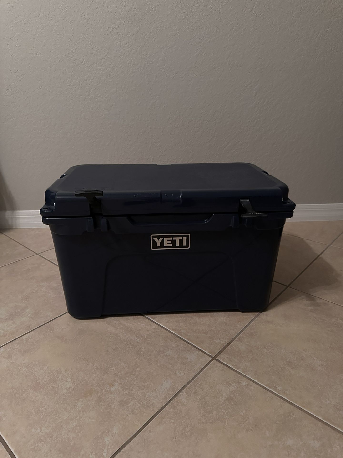 Yeti Tundra 45 Hard Cooler