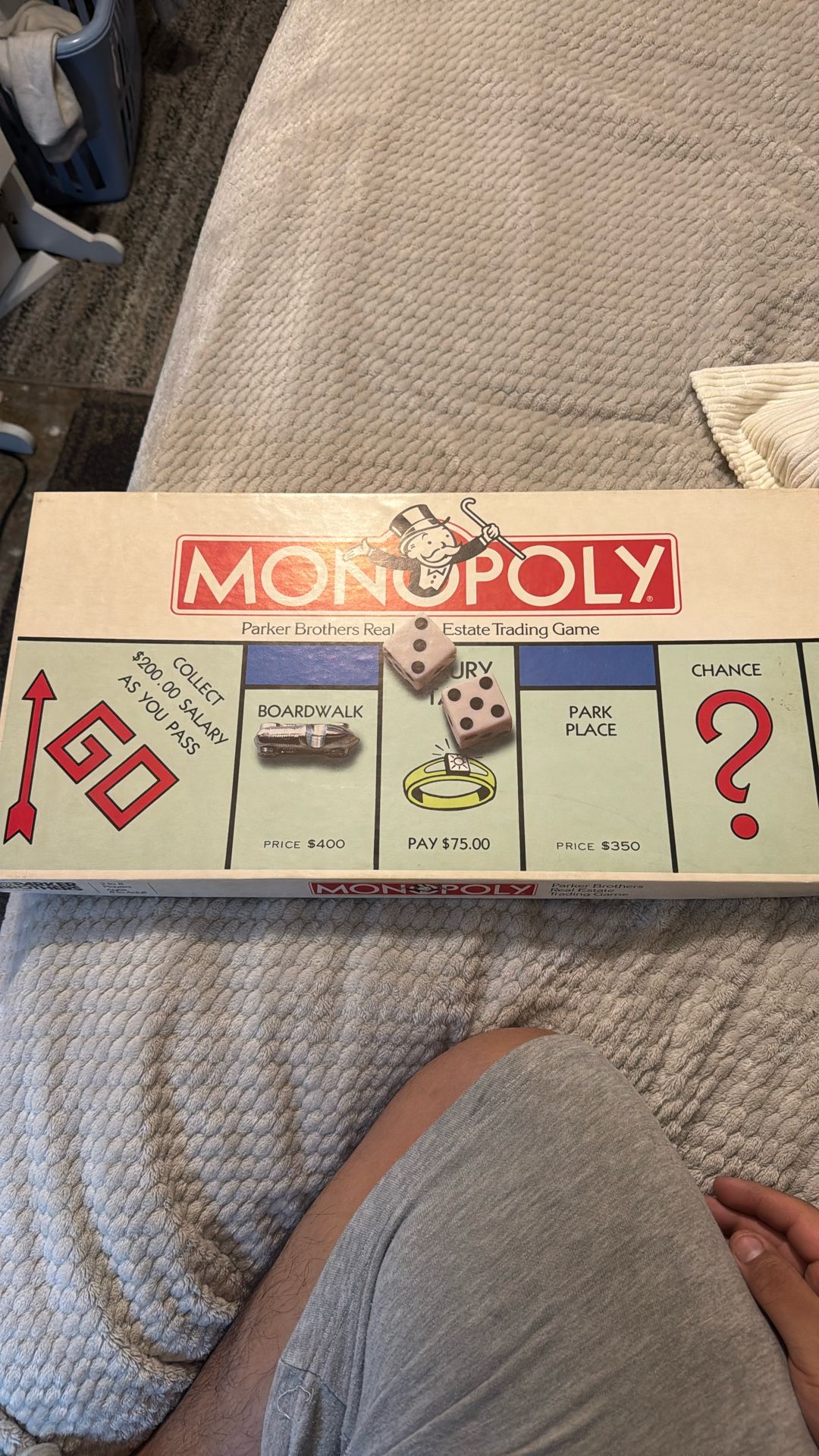 Monopoly (LIKE NEW)