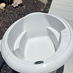 Lasco Bathtub