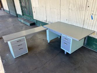 VINTAGE TANKER DESK (L-Shape)    -can deliver-