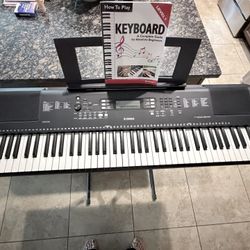 Yamaha PSR EW300 Keyboard With Stand 